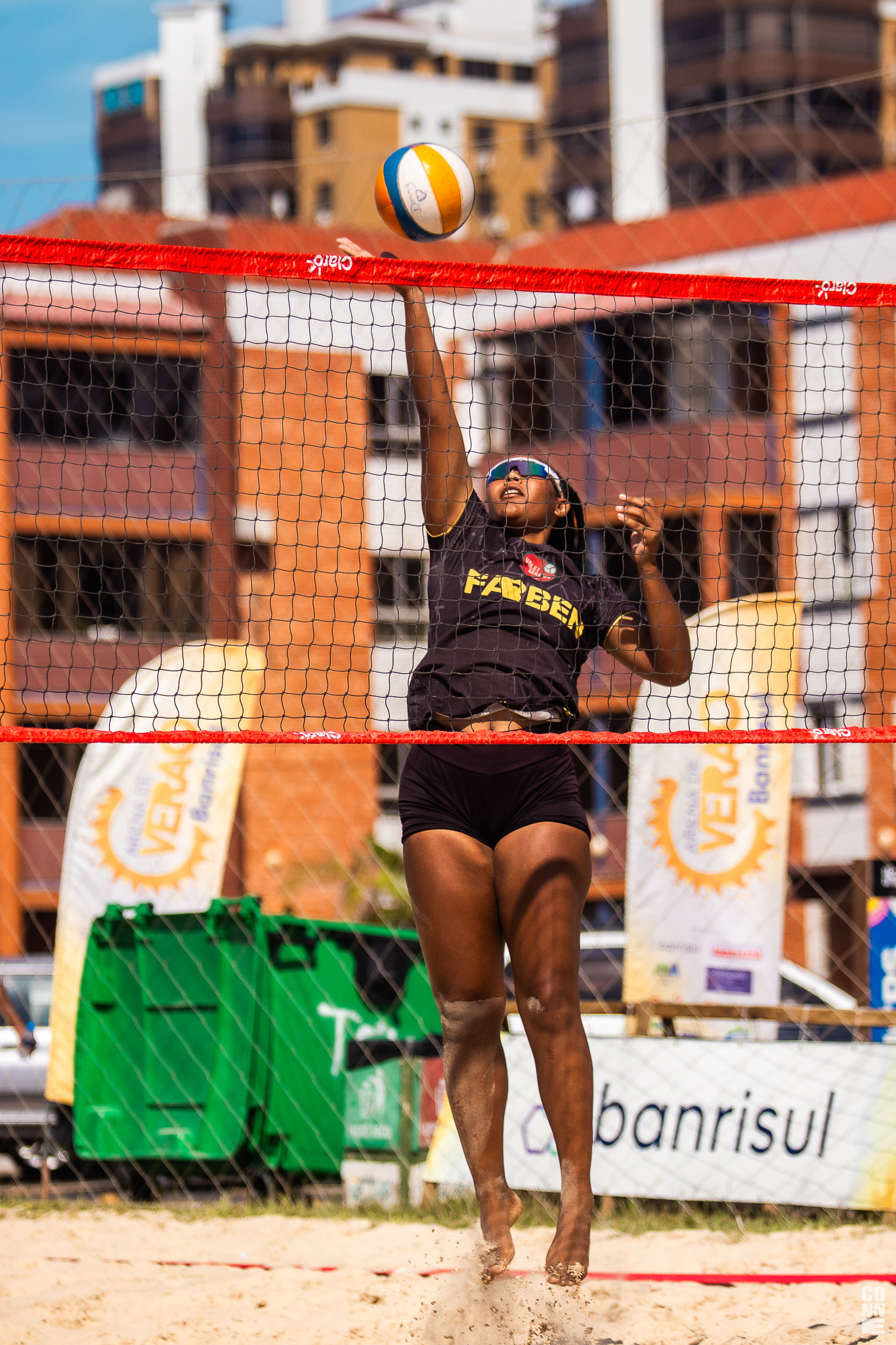 v2_7b2bcf56-53f6-4a33-a43c-5c30df830e3b.jpg