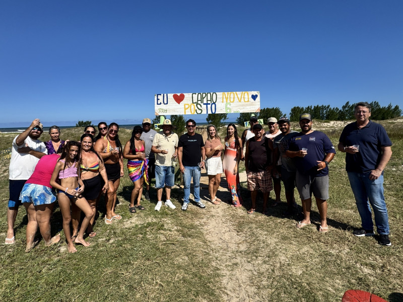 nova-passarela-de-acesso-a-praia-e-liberada-para-a-comunidade-de-capao-novo